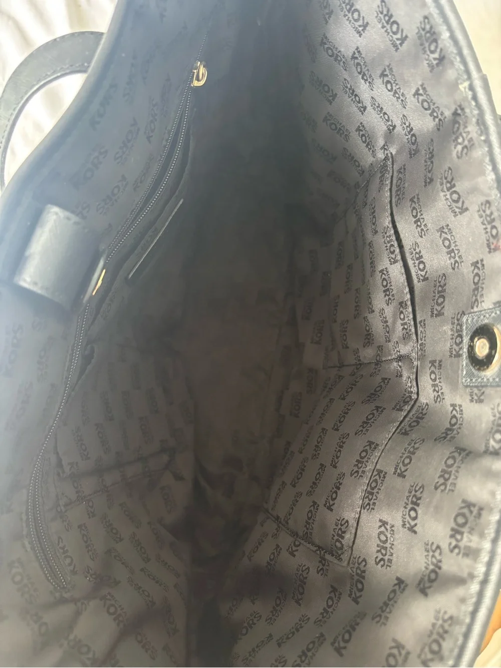 Michael Kors Jet Set Large Striped Saffiano Leather Tote Bag Black White